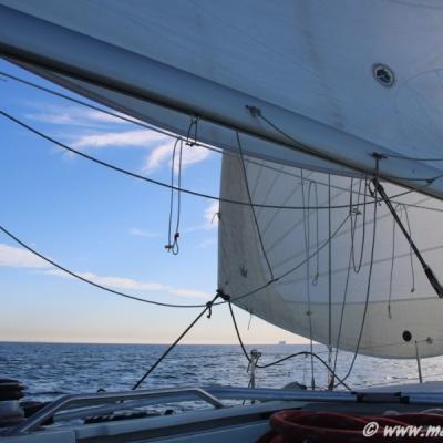 Veleggiando - Sailing - Navigation à voile